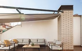 Feelathome Plaza Apartments